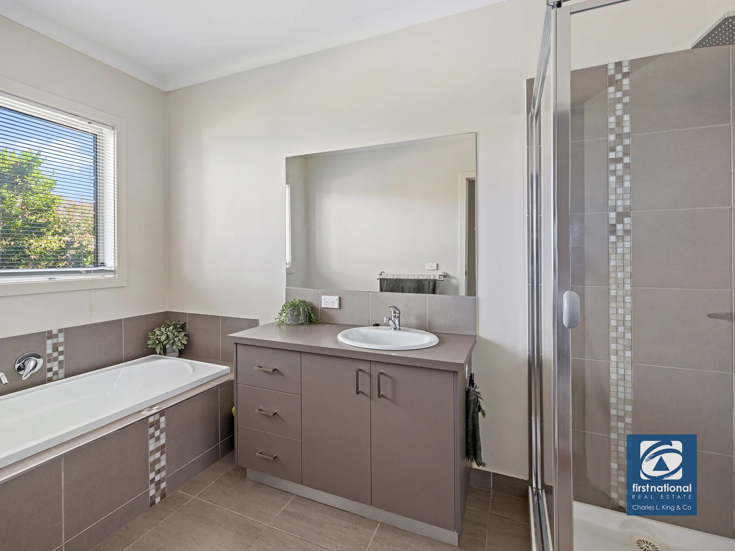 Additional image 5 of 16 Whitby Close, Echuca VIC 3564