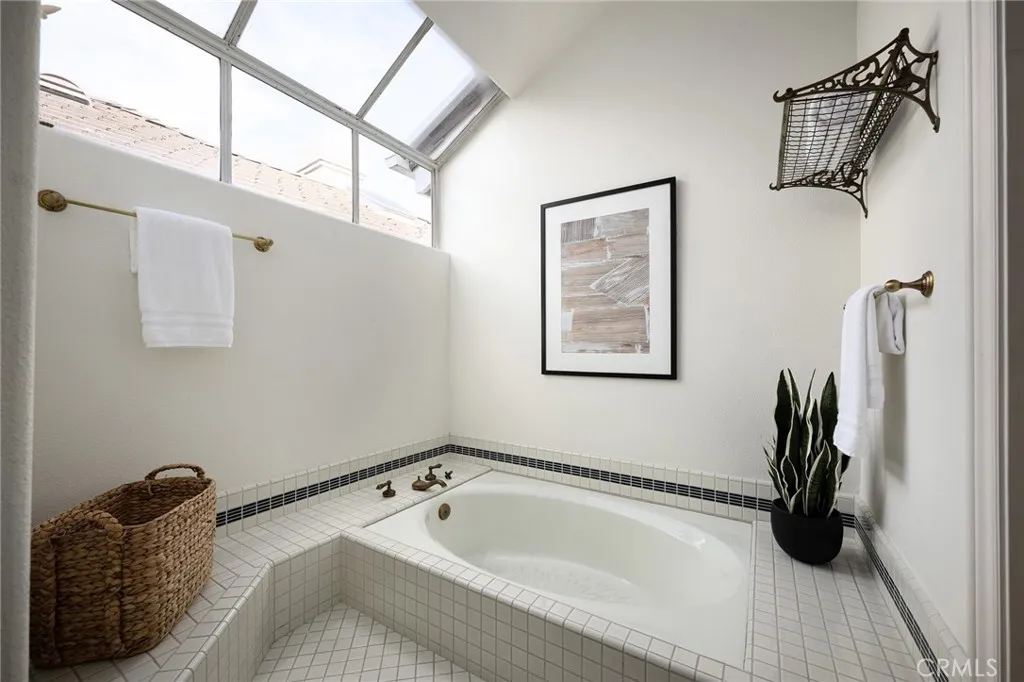 Additional image 31 of 6201 Cordoba Court, Long Beach, CA 90803