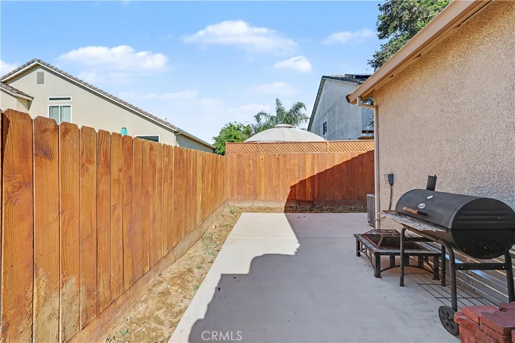 494 Lily Dr, Merced, CA 95341