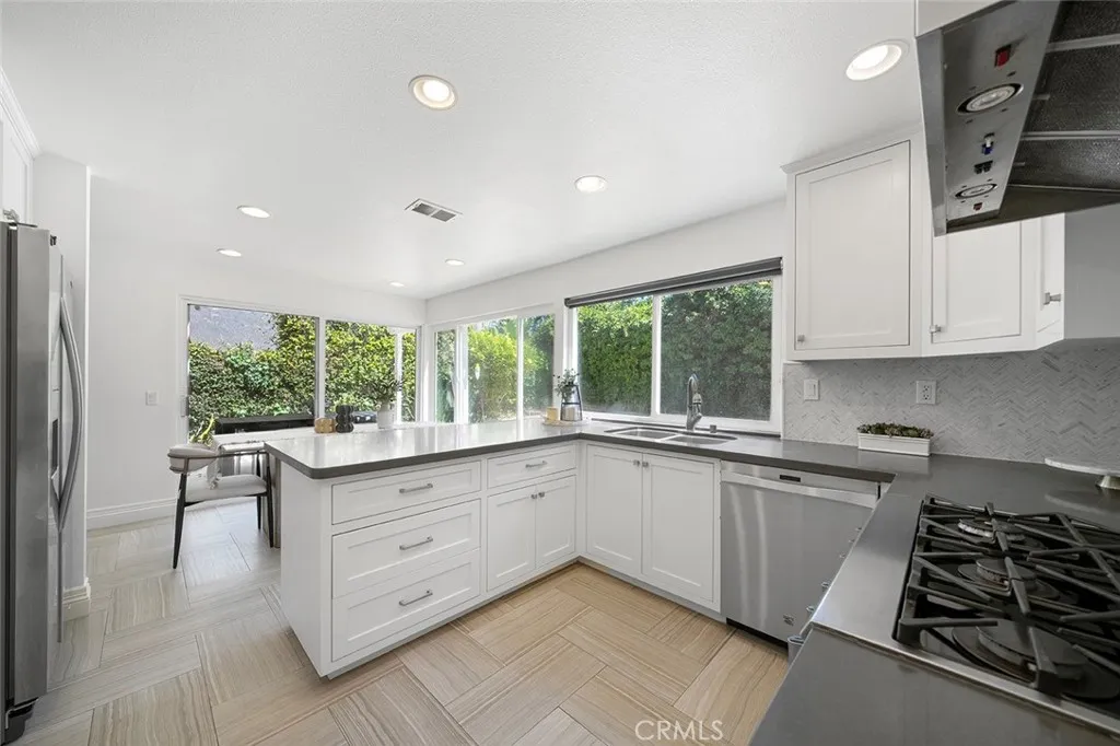 Additional image 18 of 28 Alondra, Irvine, CA 92620