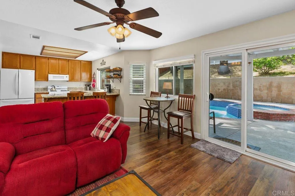 Additional image 38 of 19185 Laurenrae Street, Riverside, CA 92508
