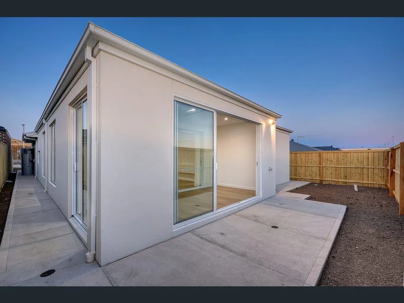 Additional image 13 of 16 pyrus cres, Mickleham VIC 3064