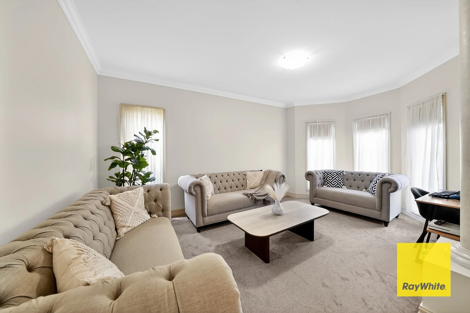 33 Studley Park Way, Caroline Springs VIC 3023