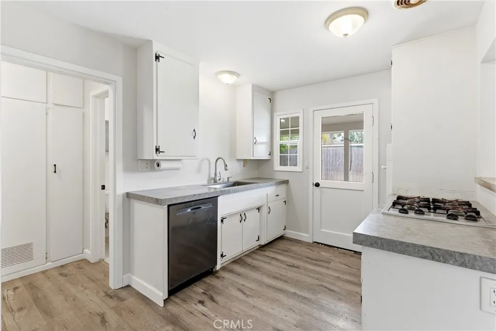 Additional image 11 of 186 Buoy St, Costa Mesa, CA 92627