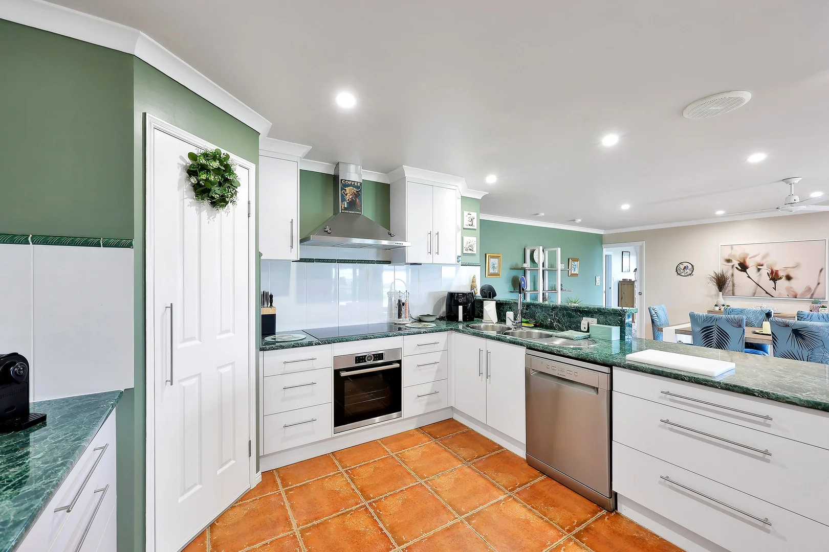 Additional image 11 of 2 Linden Crescent, Qunaba QLD 4670