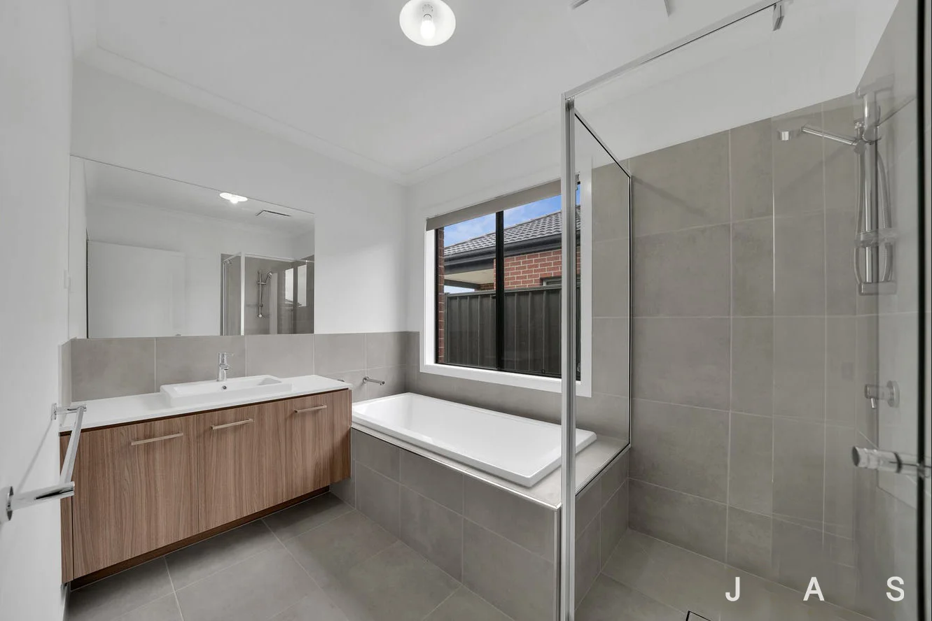 Additional image 8 of 9 Anisata Way, Manor Lakes VIC 3024