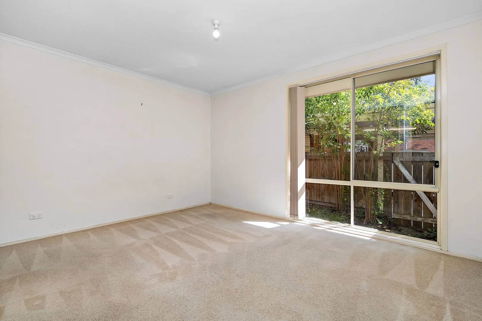 Additional image 5 of 2/18 Hart Avenue, Greensborough VIC 3088