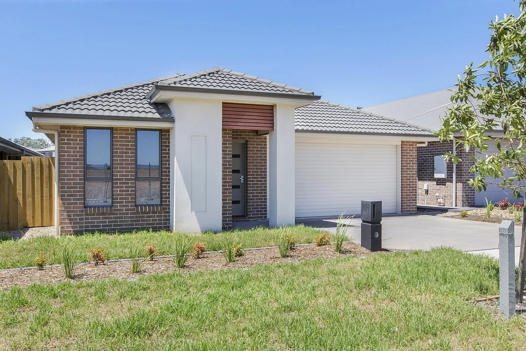 36 Howard Loop, Oran Park NSW 2570
