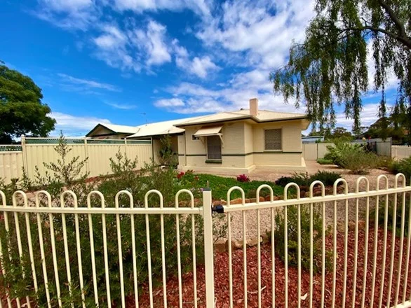 33 Patten Street, Whyalla Stuart SA 5608