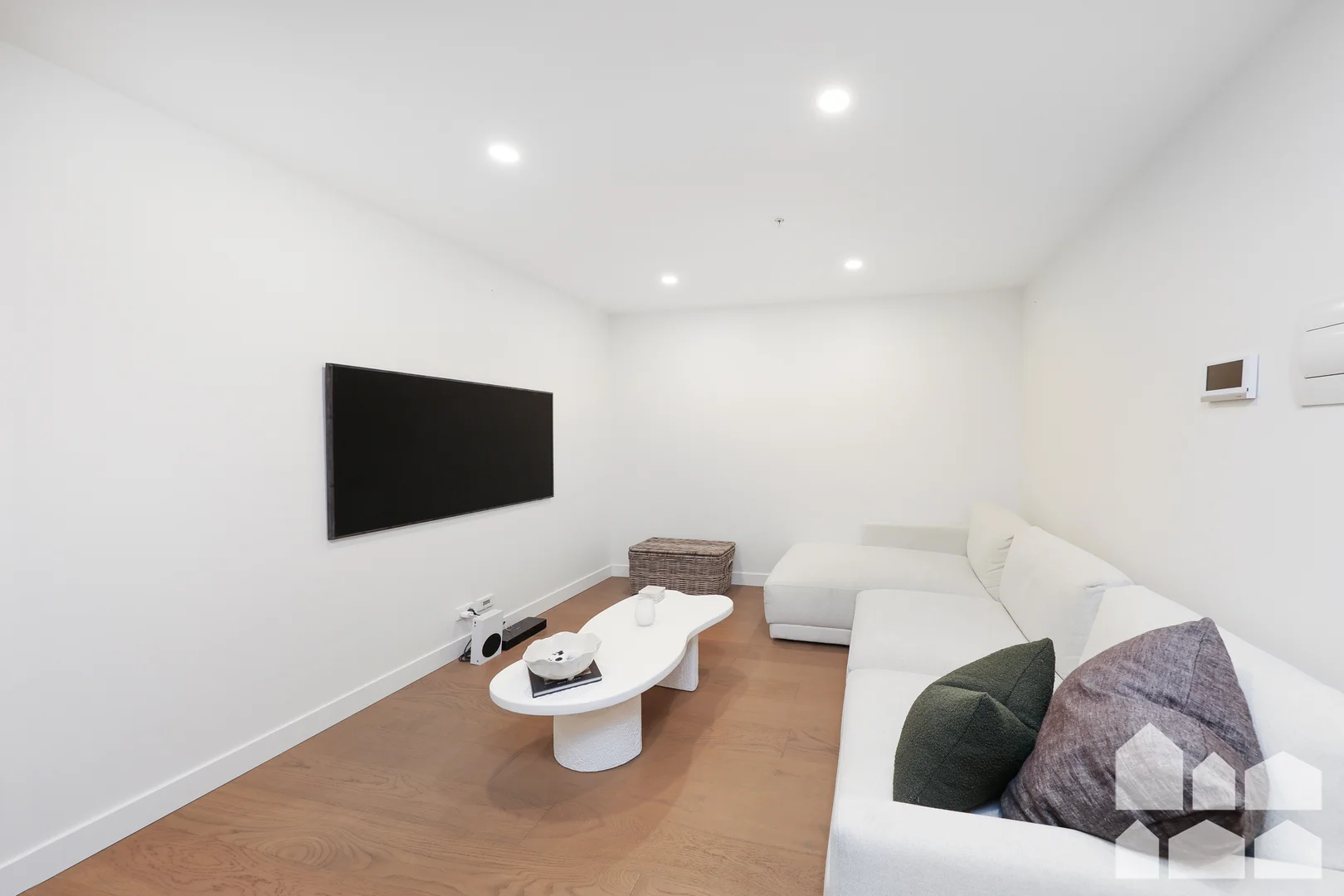 Additional image 4 of 518/1 Warde Street, Footscray VIC 3011