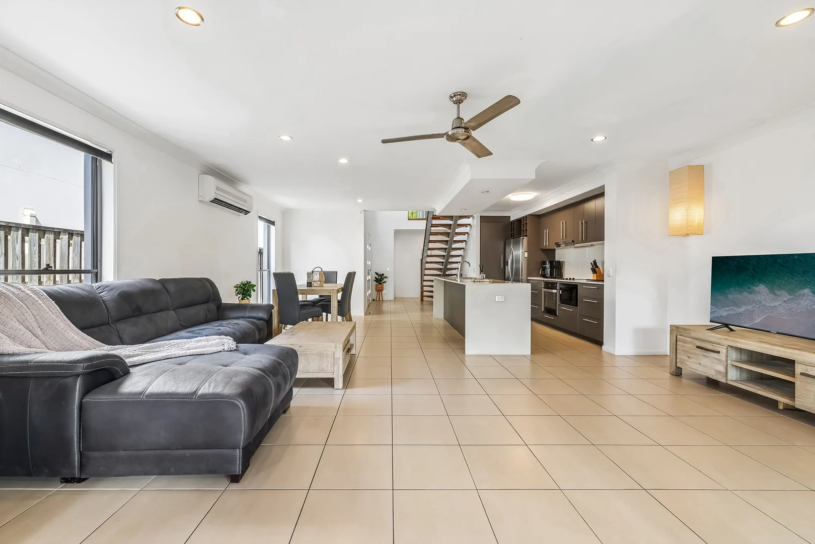 Additional image 4 of 18 Lillie Street, Burleigh Waters QLD 4220