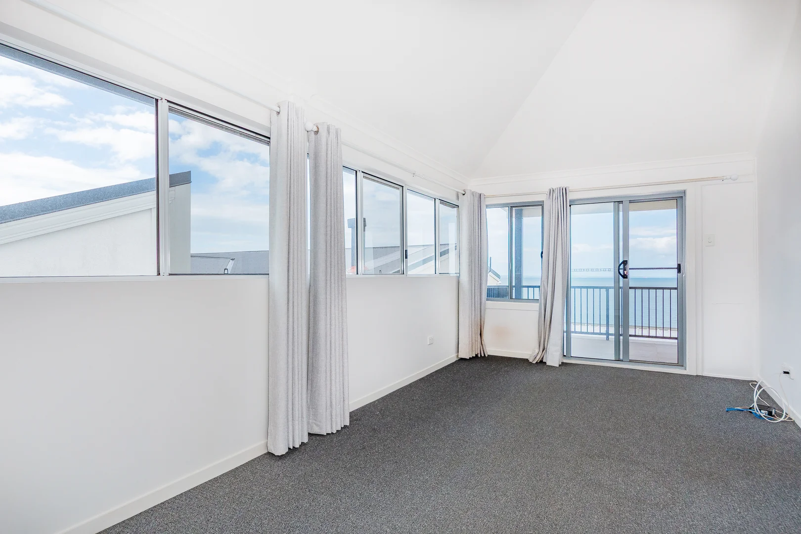 Additional image 4 of 4/90 Prince Edward Parade, Redcliffe QLD 4020
