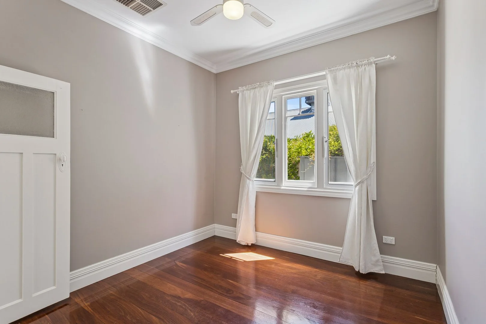 Additional image 12 of 10 Holmesdale Road, Woodbridge WA 6056