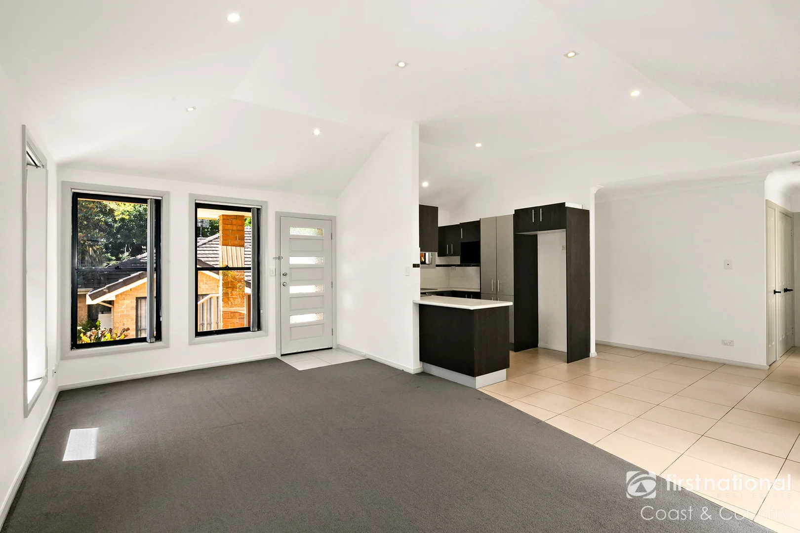 1/33 Old Saddleback Road, Kiama NSW 2533 photo 2