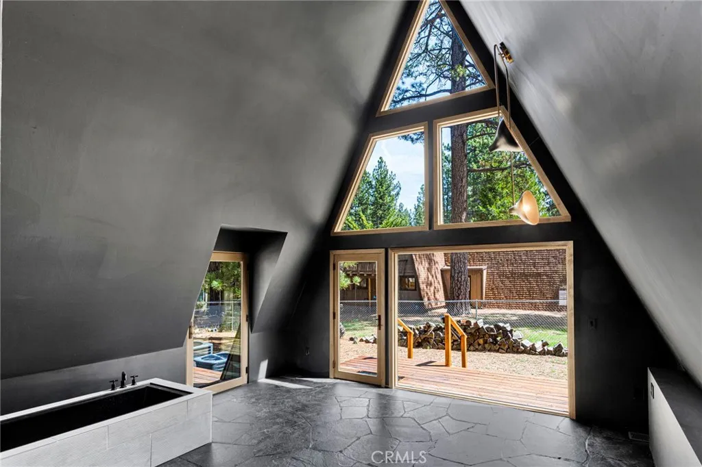 Additional image 16 of 605 Ponderosa Dr, Big Bear Lake, CA 92315