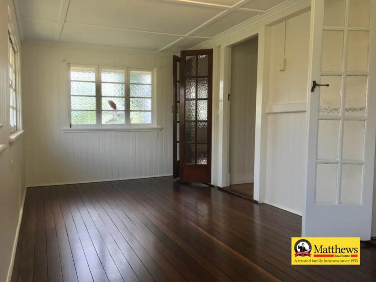 Additional image 4 of 28 Wilbur Street, Holland Park QLD 4121