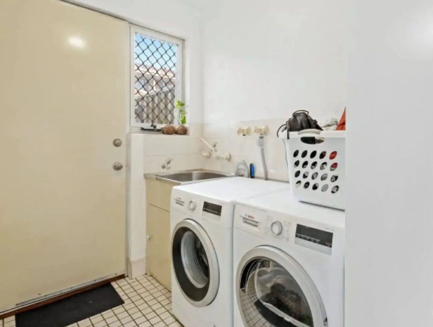Additional image 11 of 11/1179 Albany Highway, Bentley WA 6102