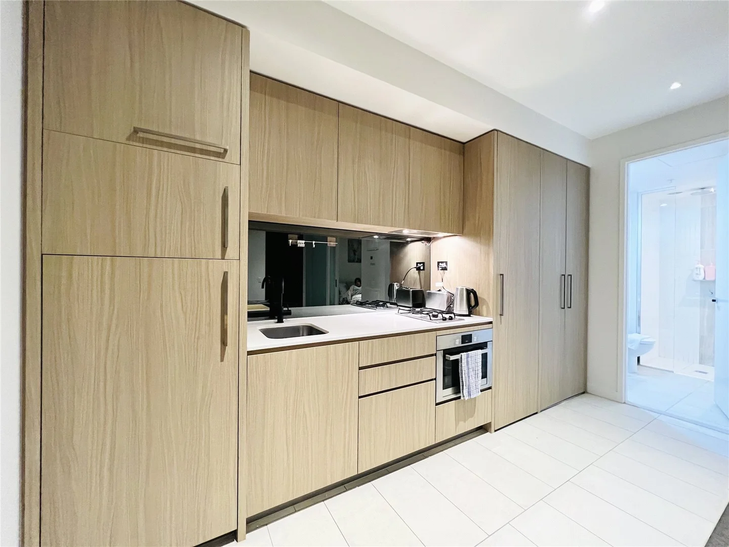 Additional image 3 of 409/120 Abeckett Street, Melbourne VIC 3000
