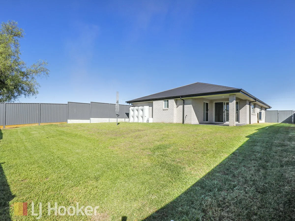 Additional image 13 of 28 Explorers Way, Westdale NSW 2340