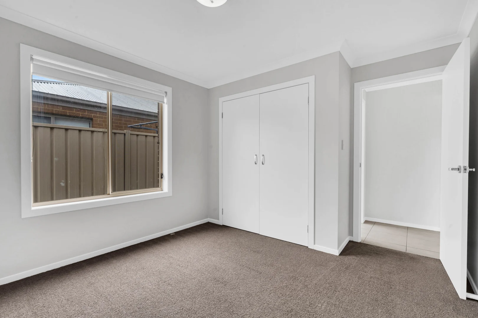 37 Olympic Way, Munno Para West SA 5115 photo 5