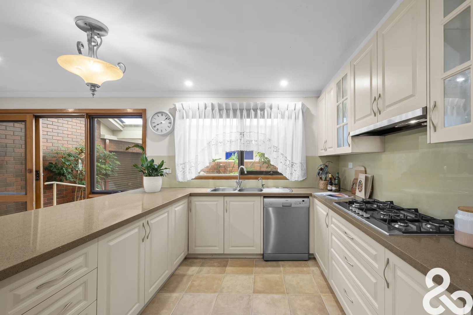 Additional image 6 of 76 Betula Avenue, Bundoora VIC 3083