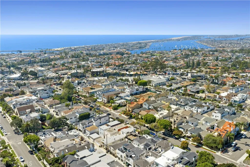 708 Iris Avenue Unit A, Corona Del Mar, CA 92625
