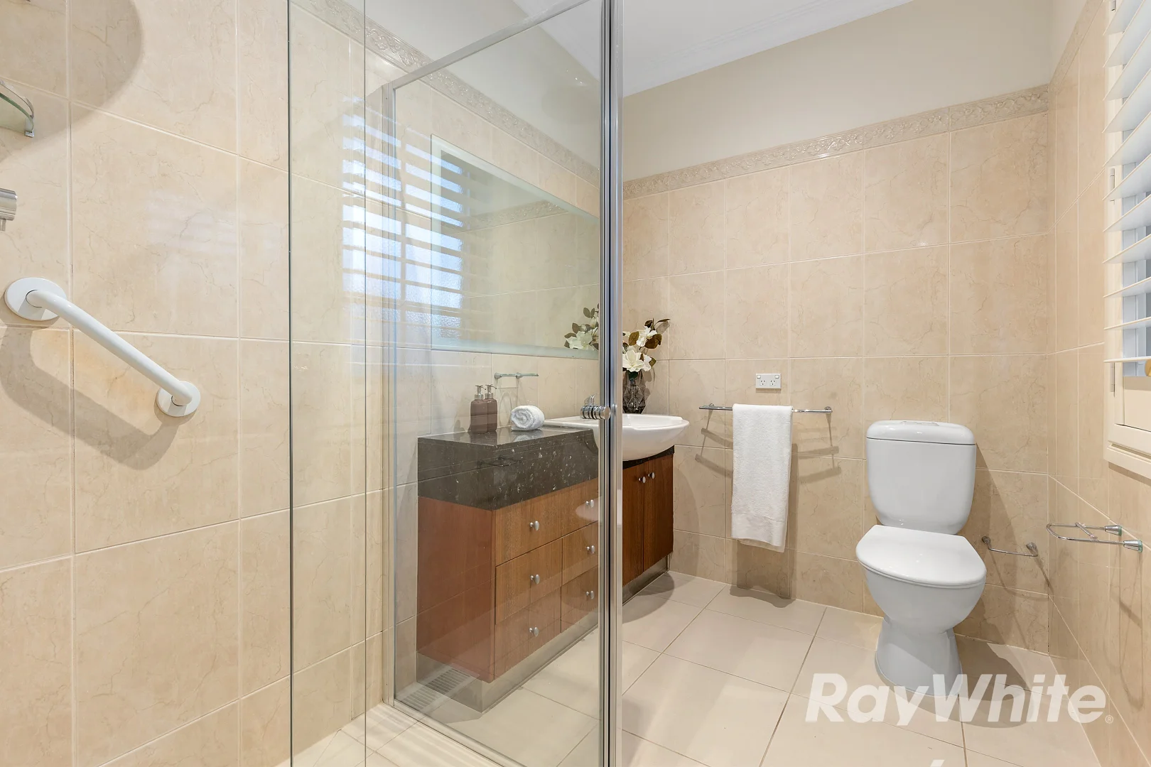 Additional image 6 of 2/16 Schulz Street, Bentleigh East VIC 3165