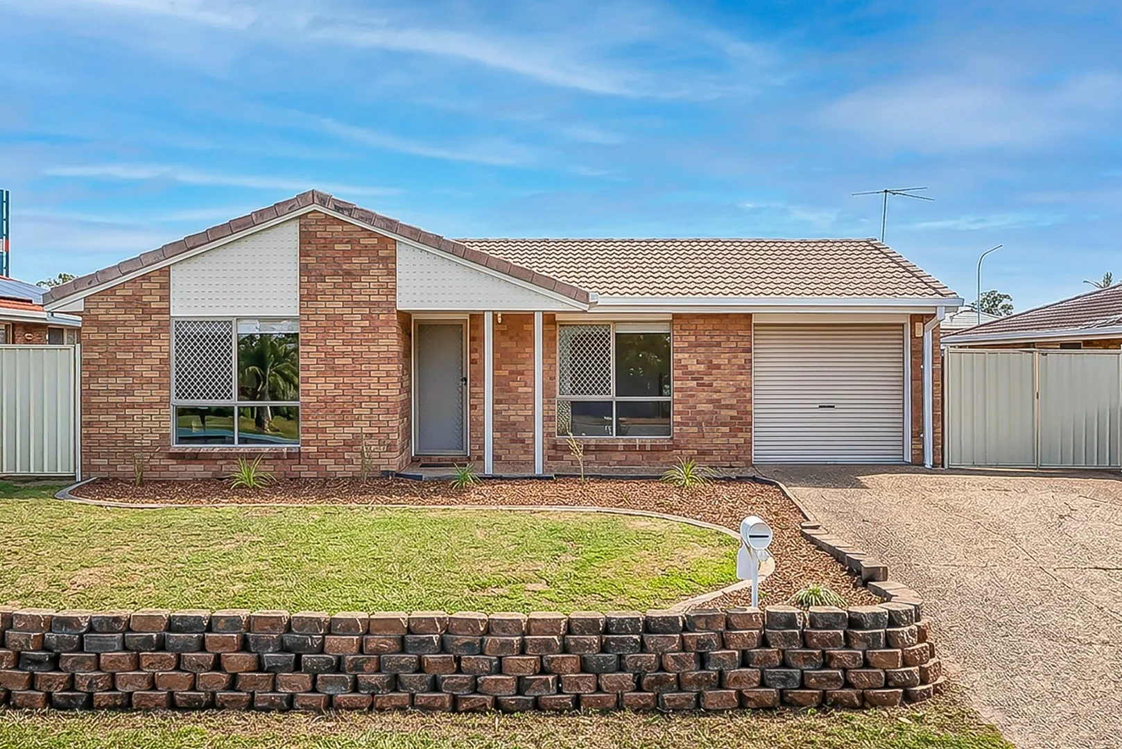 5 Pitt Court, Crestmead QLD 4132