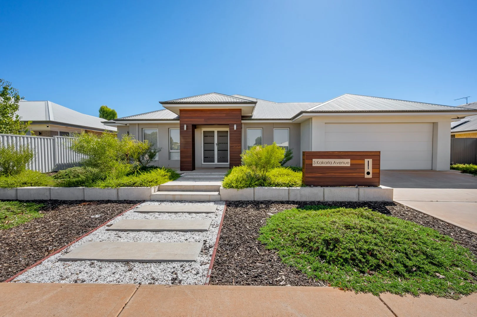 5 Kakarla Avenue, Karlkurla WA 6430