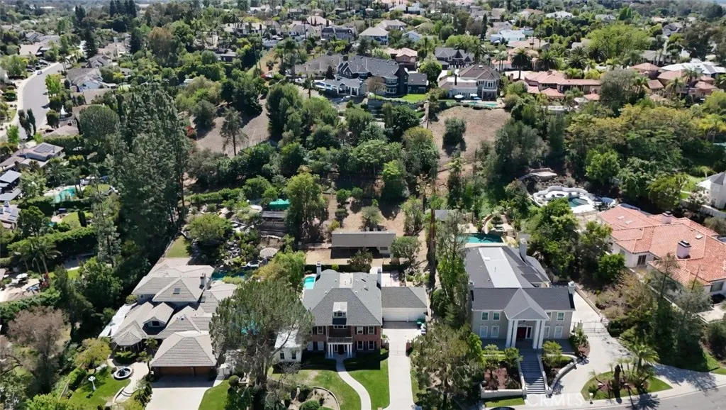 25602 Rapid Falls Rd, Laguna Hills, CA 92653