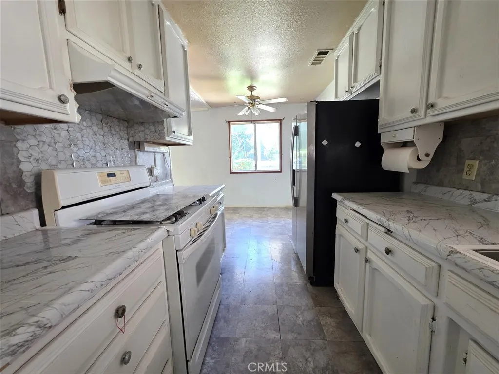 Additional image 8 of 215 Ford Ave, Gridley, CA 95948