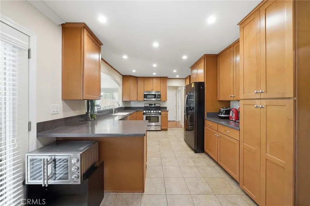 Additional image 97 of 177 N Evelyn Dr, Anaheim, CA 92805