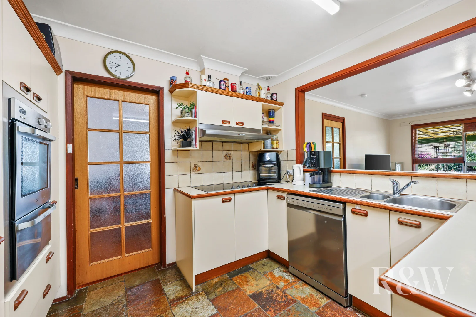 Additional image 6 of 48 ATHEL TREE CRESCENT, Bradbury NSW 2560