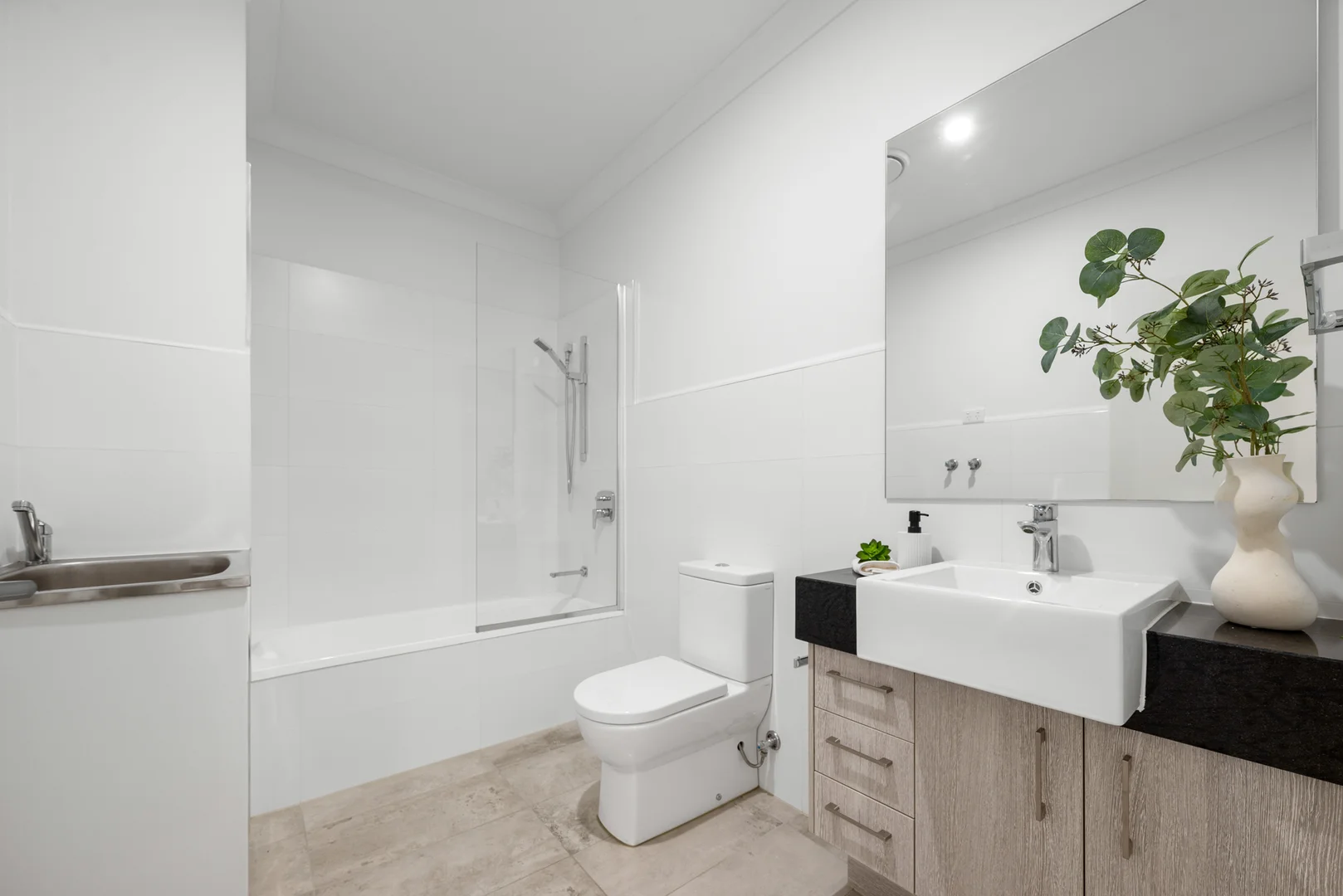 Additional image 16 of 1/23 Anzac Road, Carina Heights QLD 4152