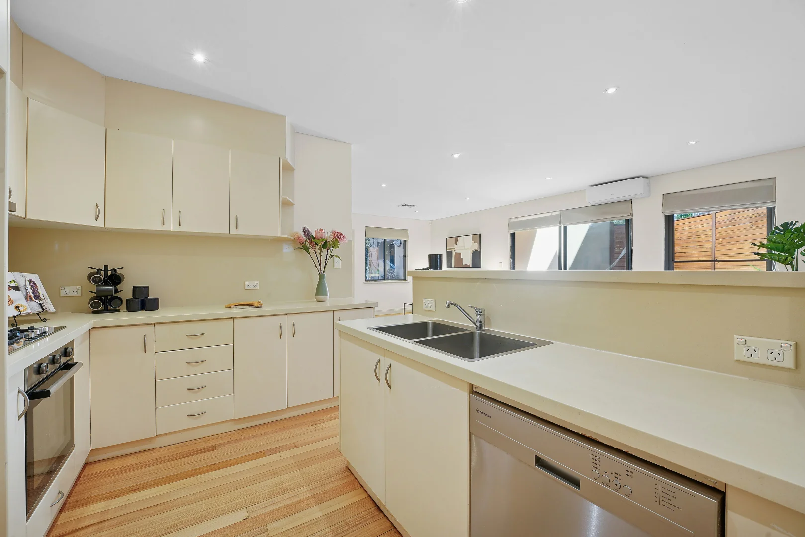 Additional image 2 of 2/596 Old South Head Road, Rose Bay NSW 2029