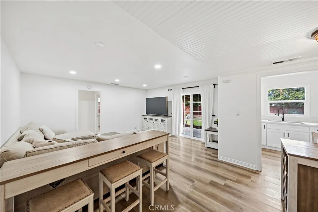 Additional image 11 of 555 E G Street, Ontario, CA 91764