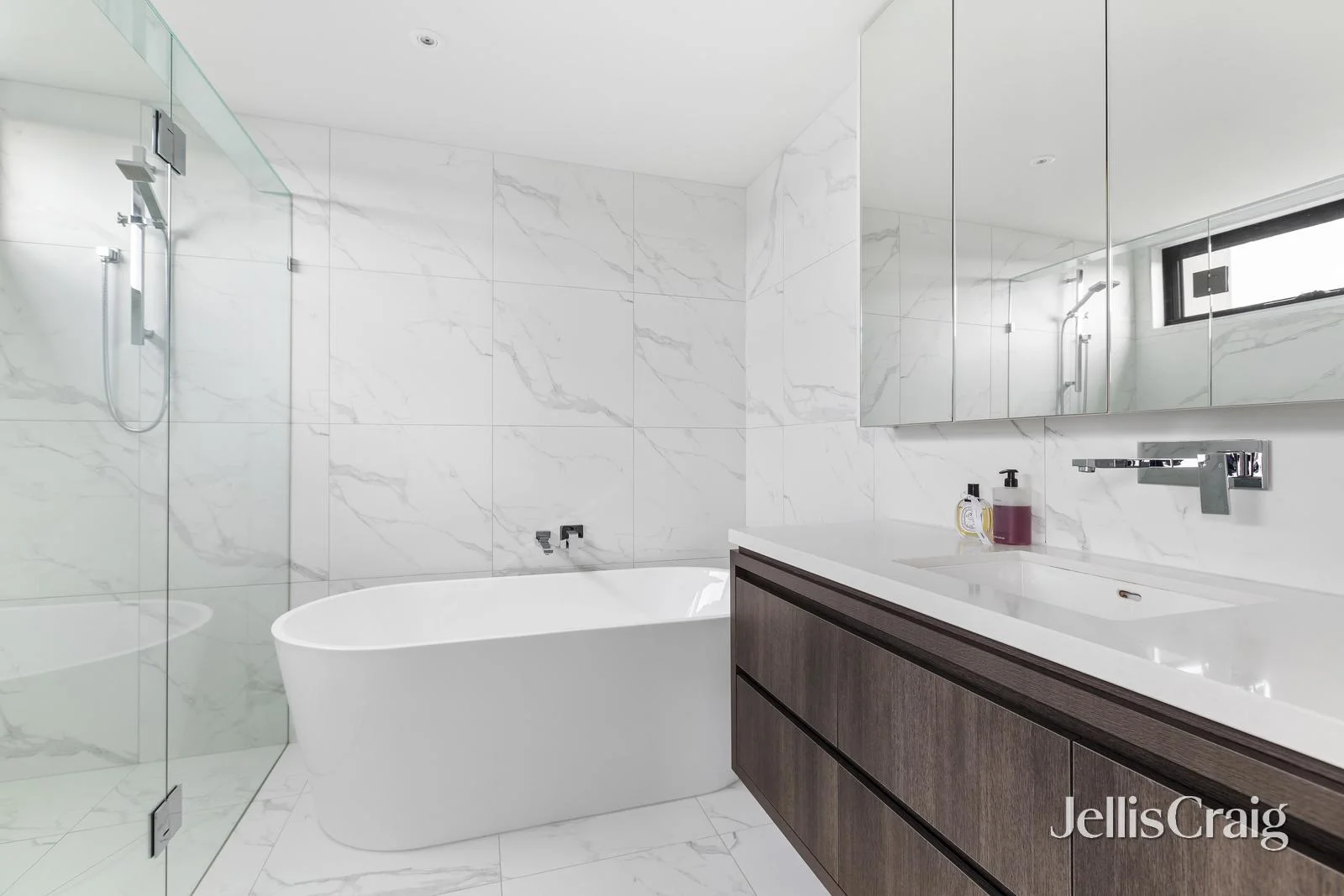 Additional image 11 of 2/43 Wards Grove, Bentleigh East VIC 3165