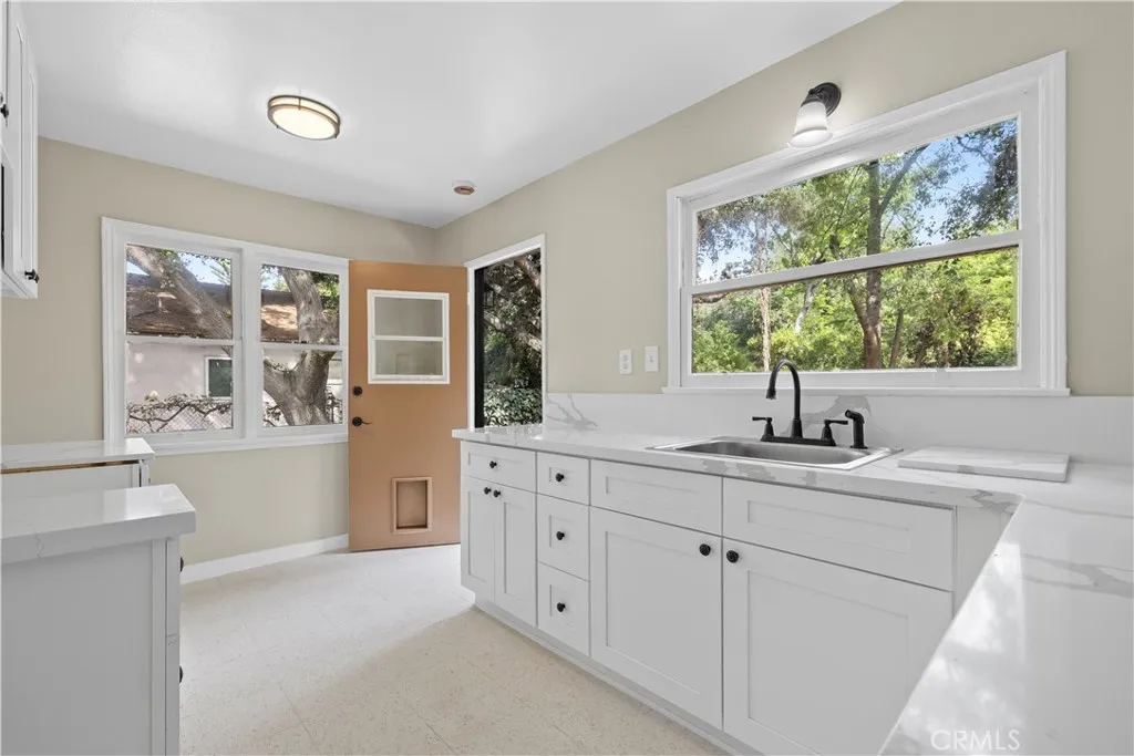 Additional image 44 of 277 E Green St, Claremont, CA 91711