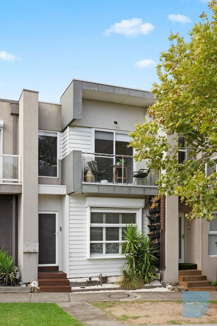 Additional image 3 of 114 The Esplanade, Caroline Springs VIC 3023