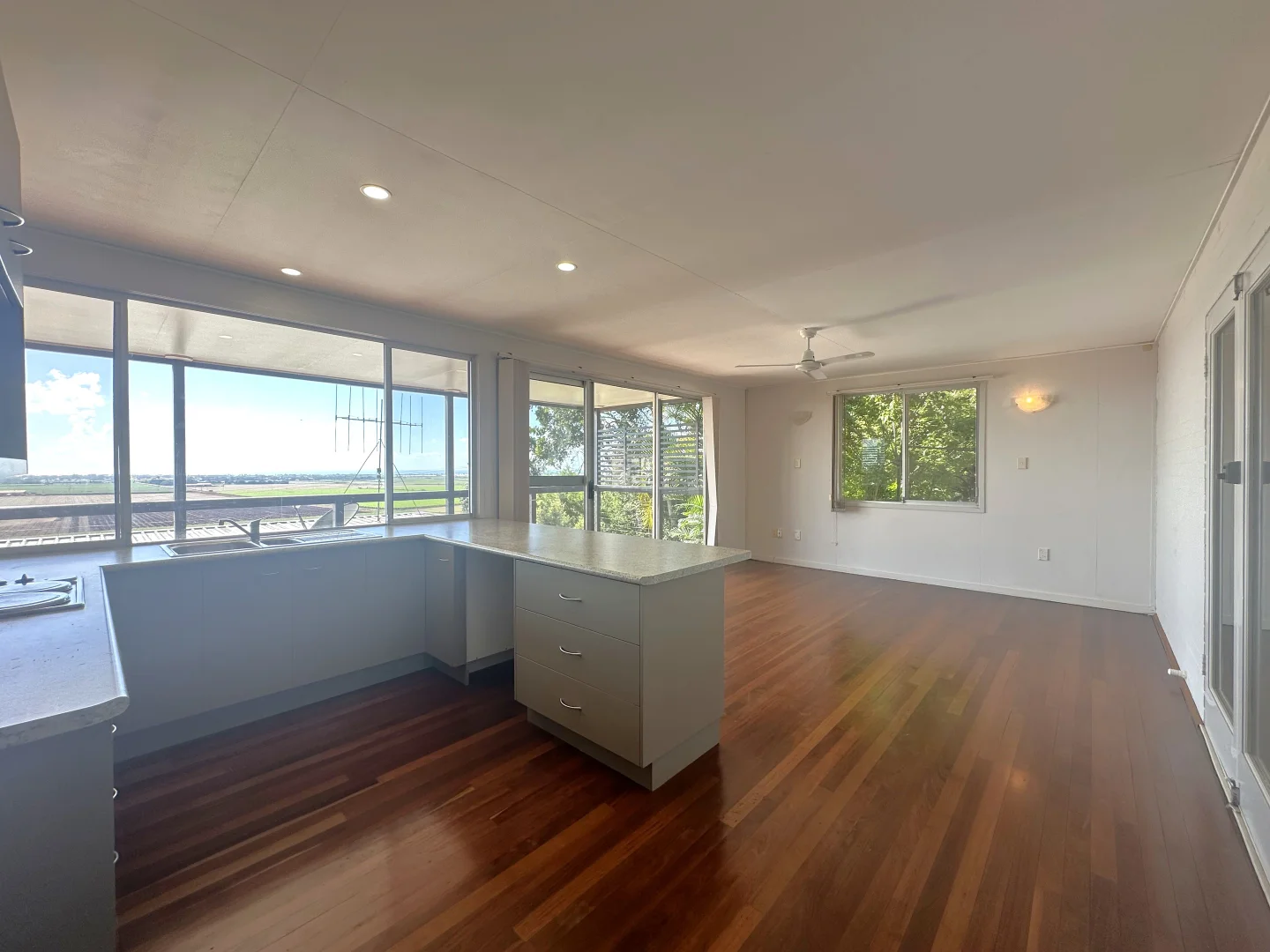 Additional image 5 of 3/38 Rehbein Avenue, Qunaba QLD 4670