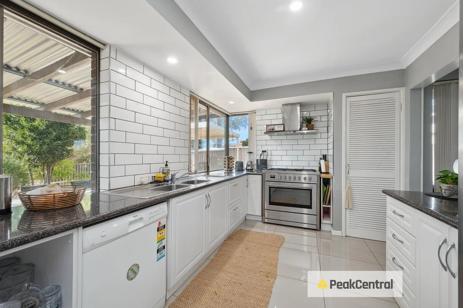 Additional image 3 of 21 Hawkins Street, Rockingham WA 6168