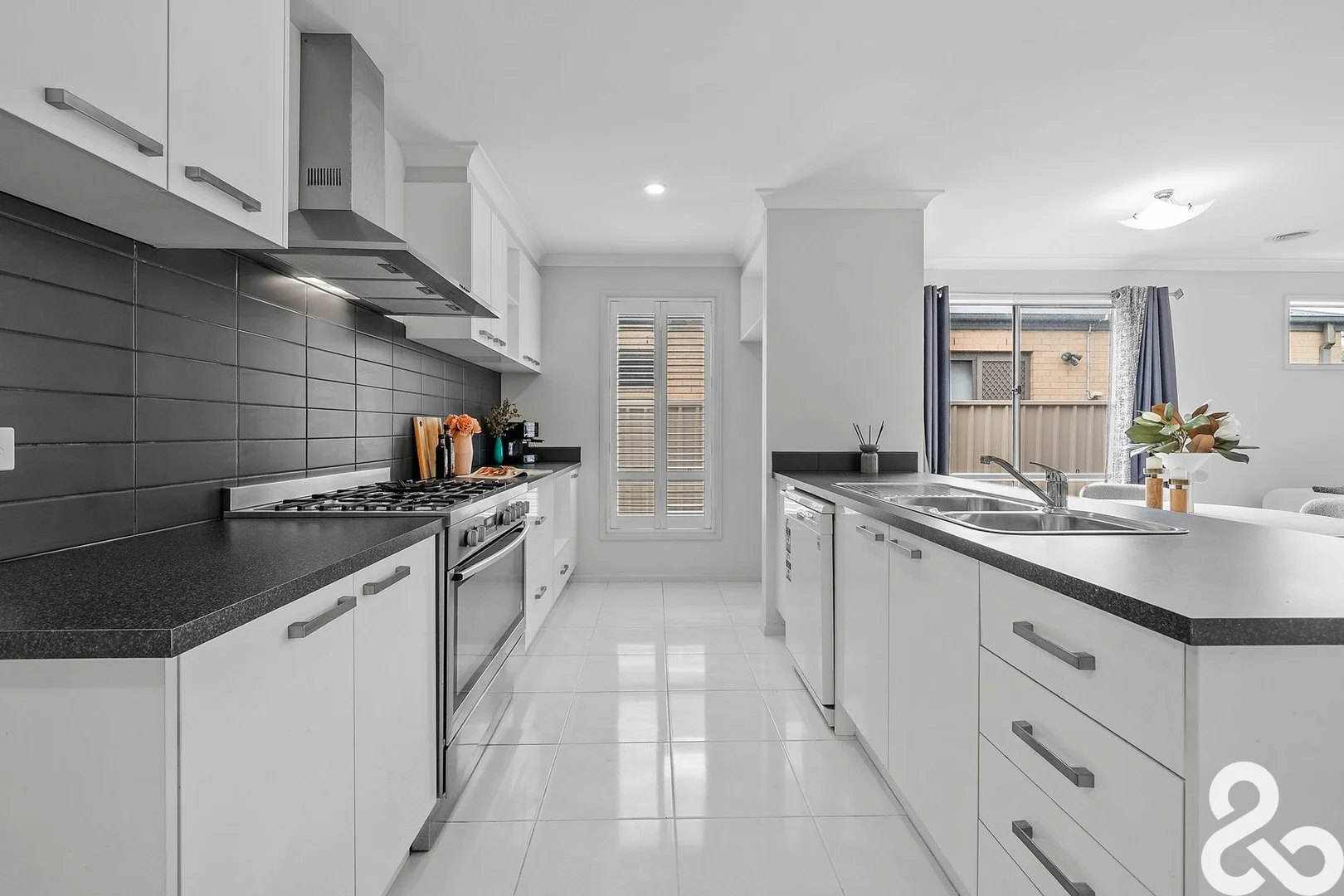 Additional image 2 of 120 Riverdale Boulevard, Mernda VIC 3754
