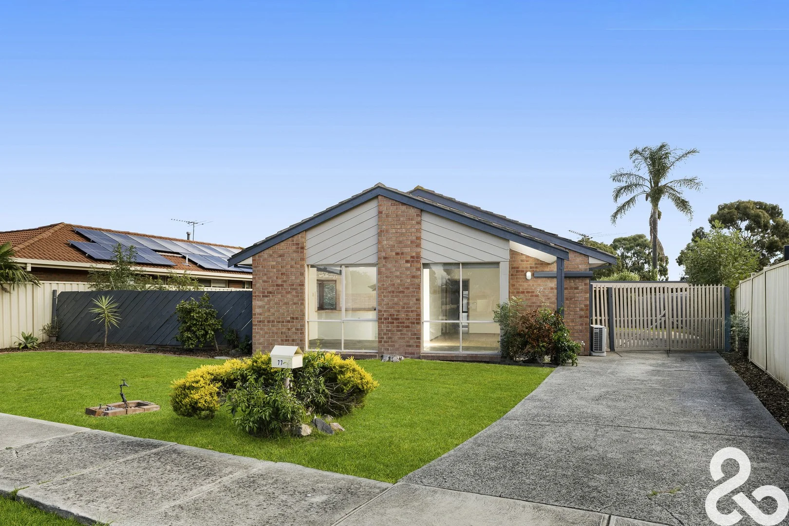 77 Prince Of Wales Avenue, Mill Park VIC 3082