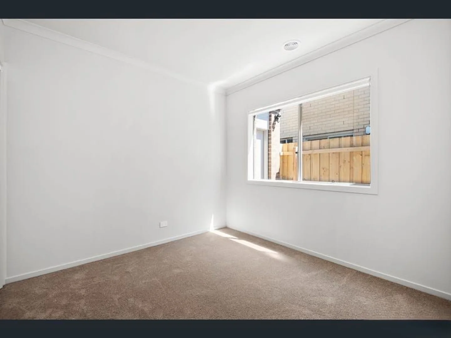 11 Matchett Drive, Clyde VIC 3978 photo 4