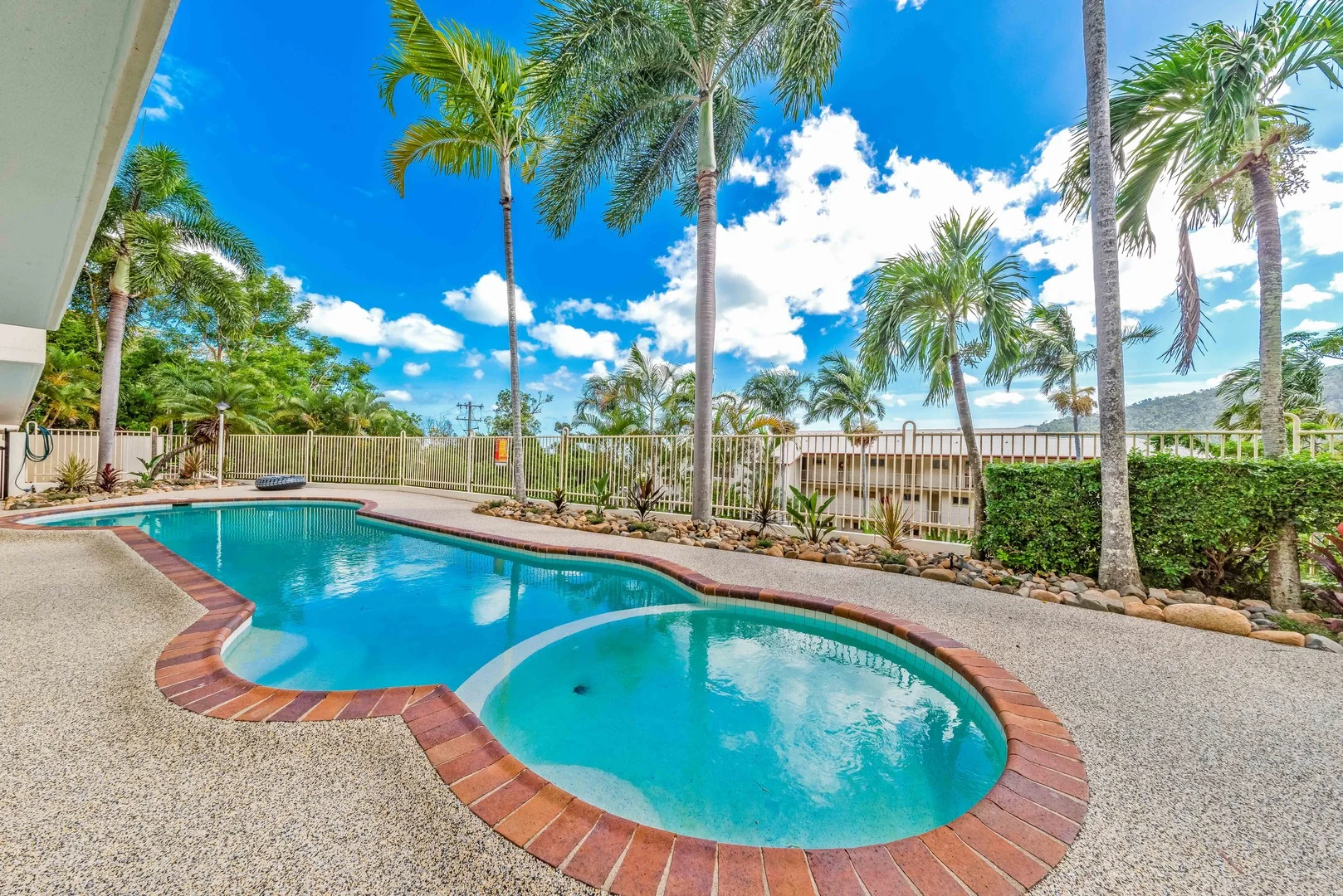 4/15 Hermitage Drive, Airlie Beach QLD 4802