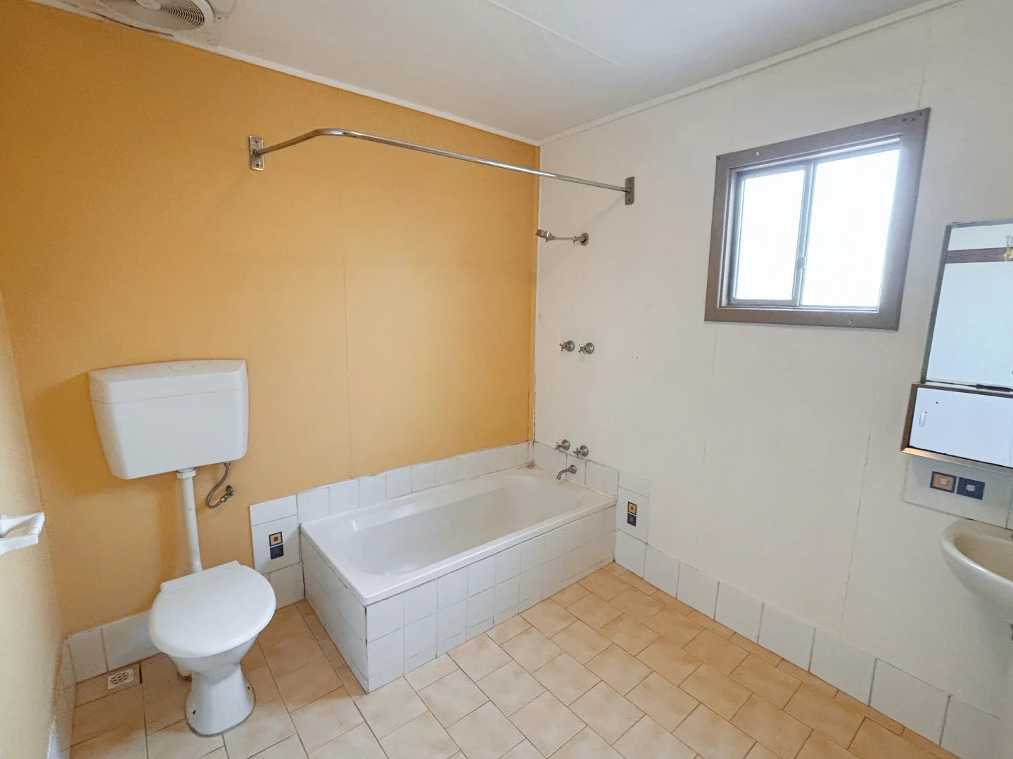 Additional image 8 of 61 Roberts Street, South Kalgoorlie WA 6430