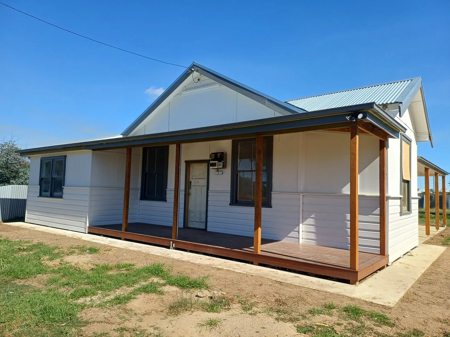 9 Kennedy Street, Jerilderie NSW 2716