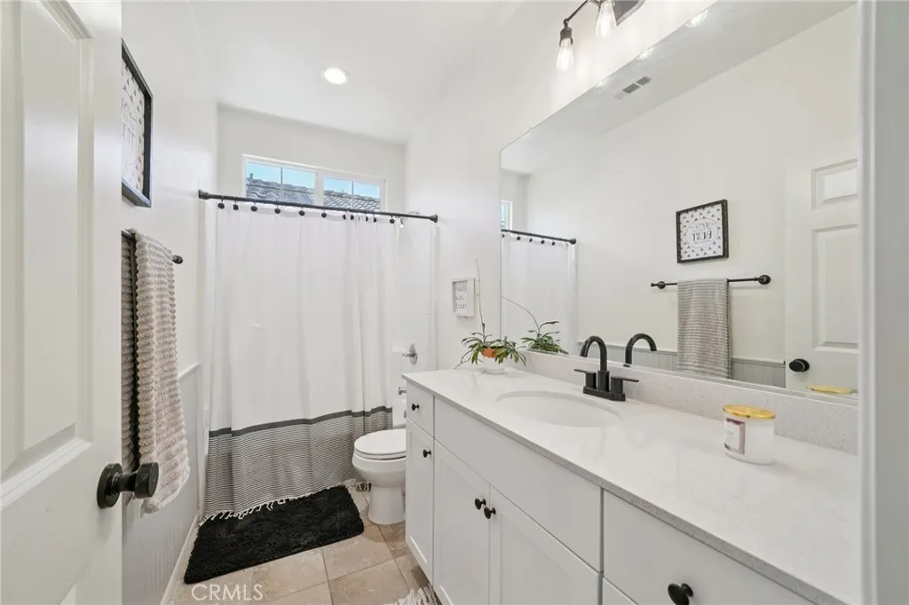 Additional image 106 of 618 S Brampton Lane, Rialto, CA 92376
