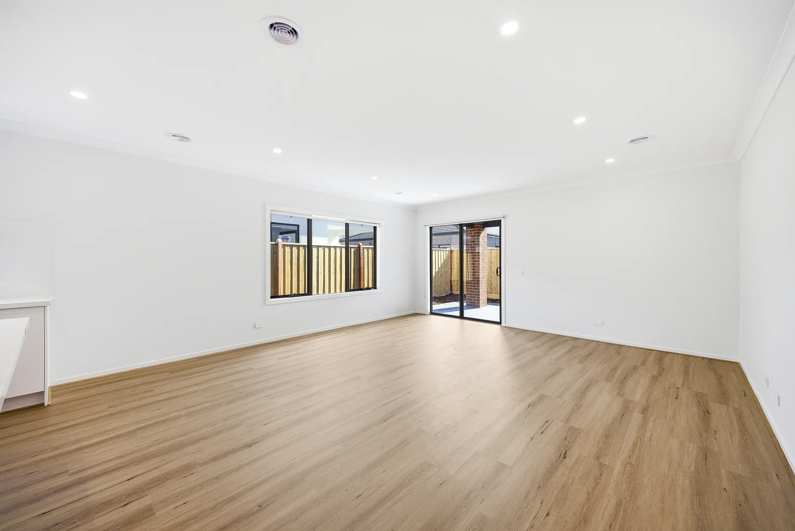 Additional image 4 of 15 Redfield Street, Clyde North VIC 3978