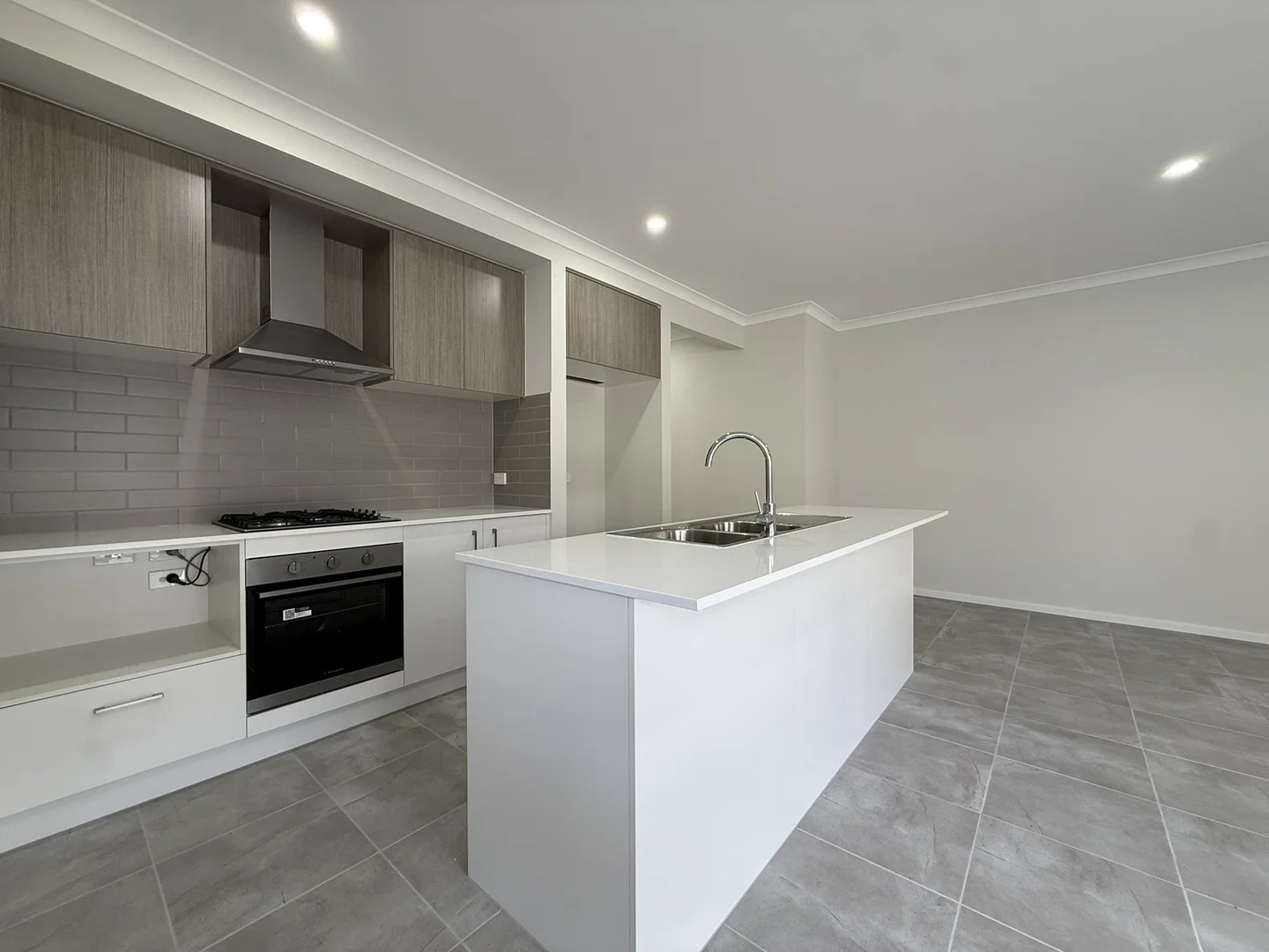 Additional image 4 of 18 Esmeralda Avenue, Tarneit VIC 3029